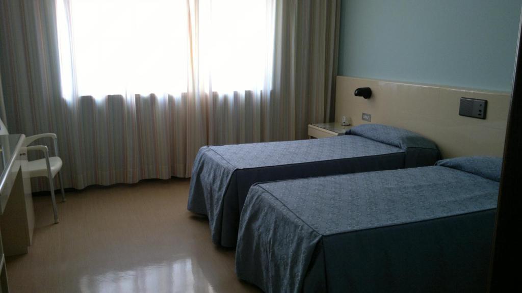 Albergo Casa Dell'Ospite Brescia Room photo